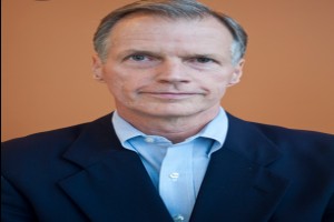 Photo of author Thomas Malon